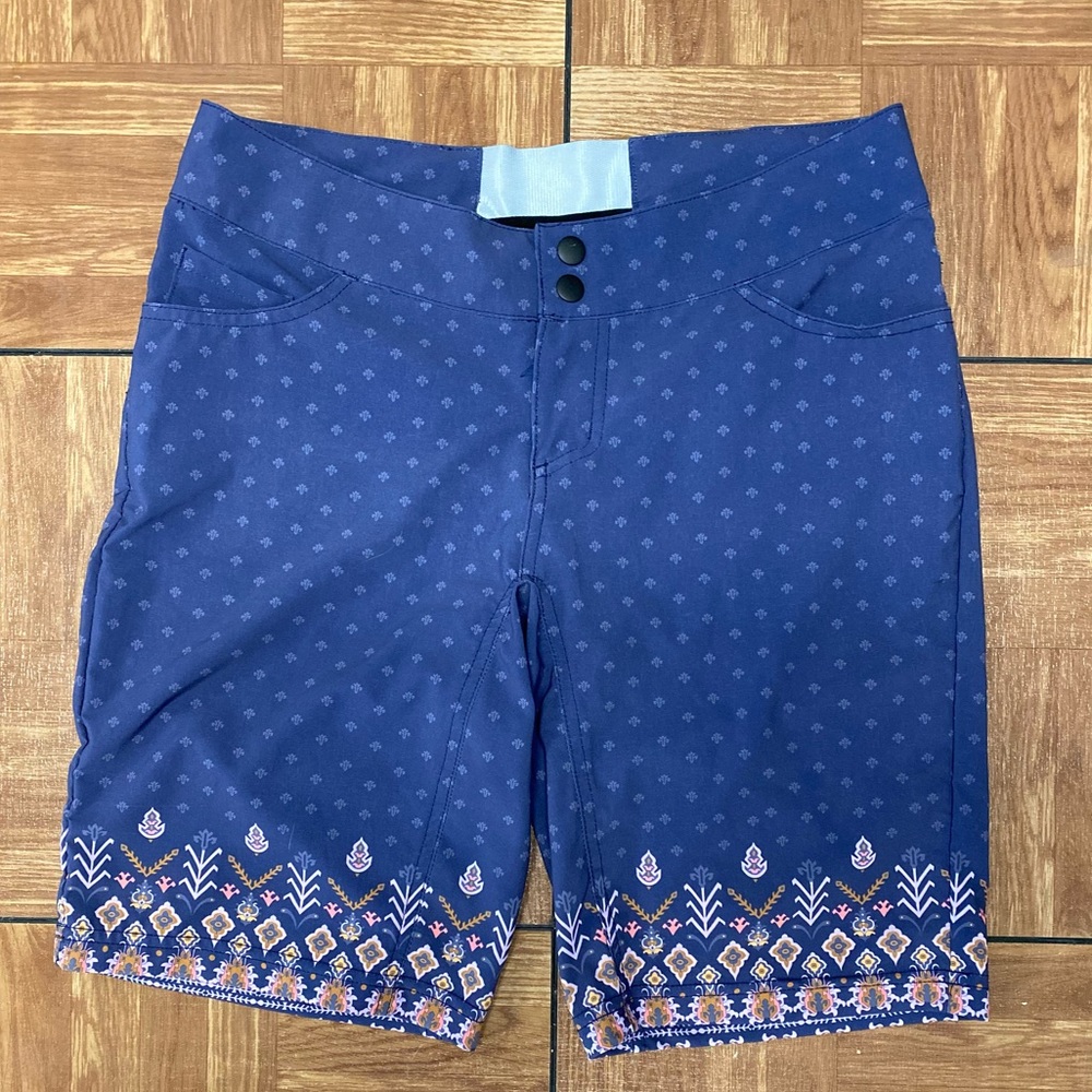 Shebeest shorts